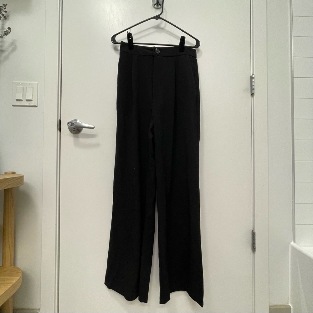 Stradivarius Wide Legged Pants
